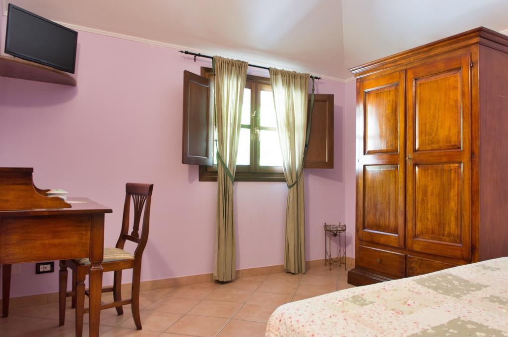 Agriturismo A Canonica การ์เลนดา ภายนอก รูปภาพ